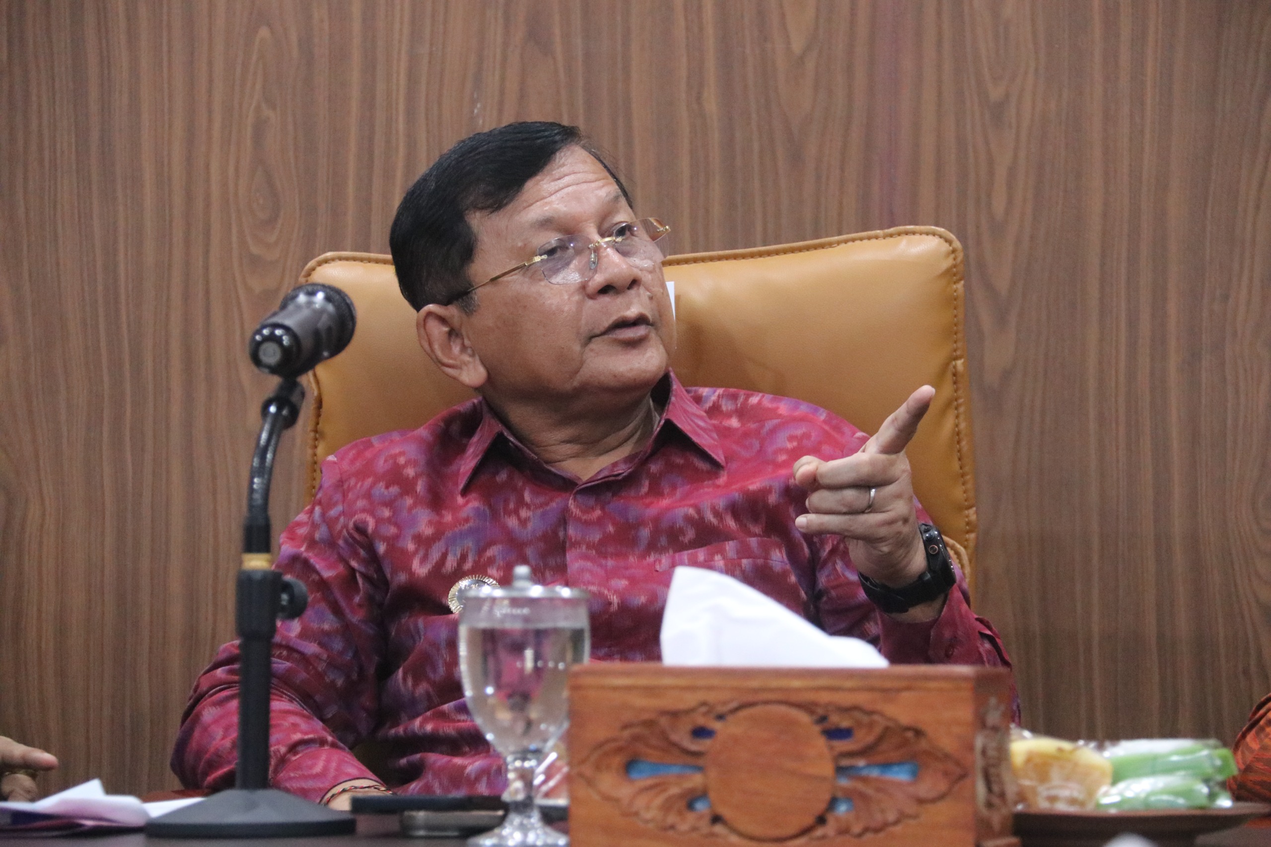 Bupati Buleleng, I Nyoman Sutjidra.