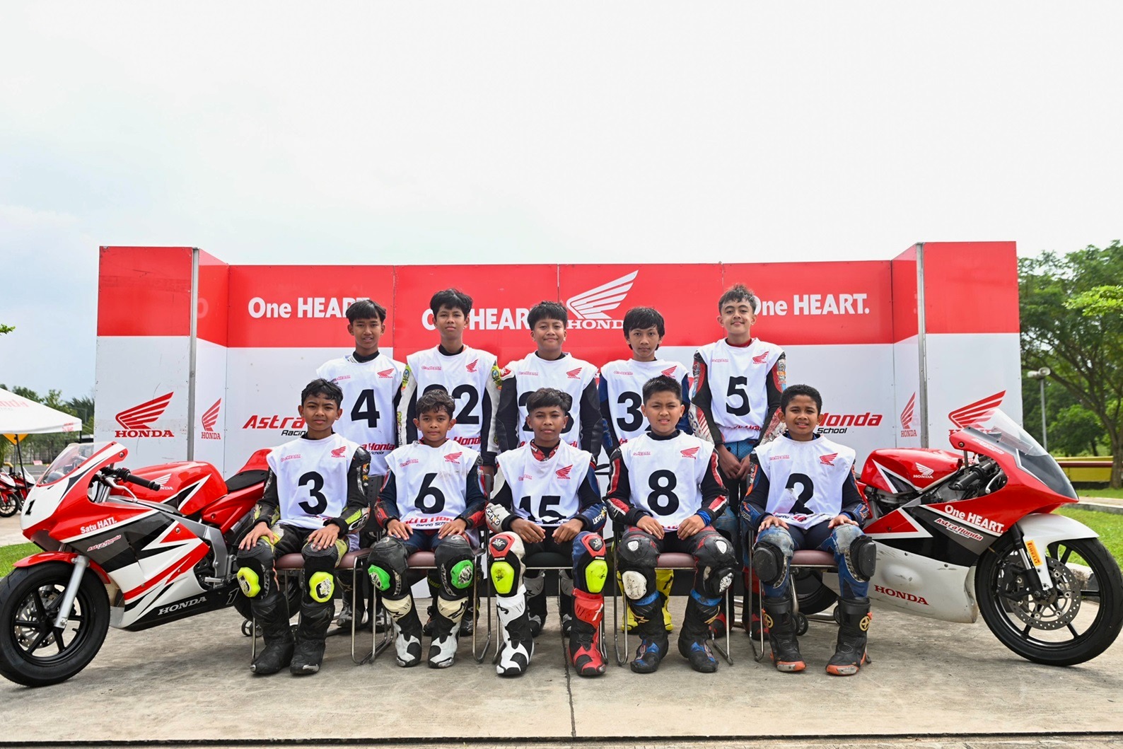 Sebanyak 10 pembalap muda berbakat terpilih di Astra Honda Racing School 2026. Mereka juga akan berlatih si sirkuit internasional Mandalika.