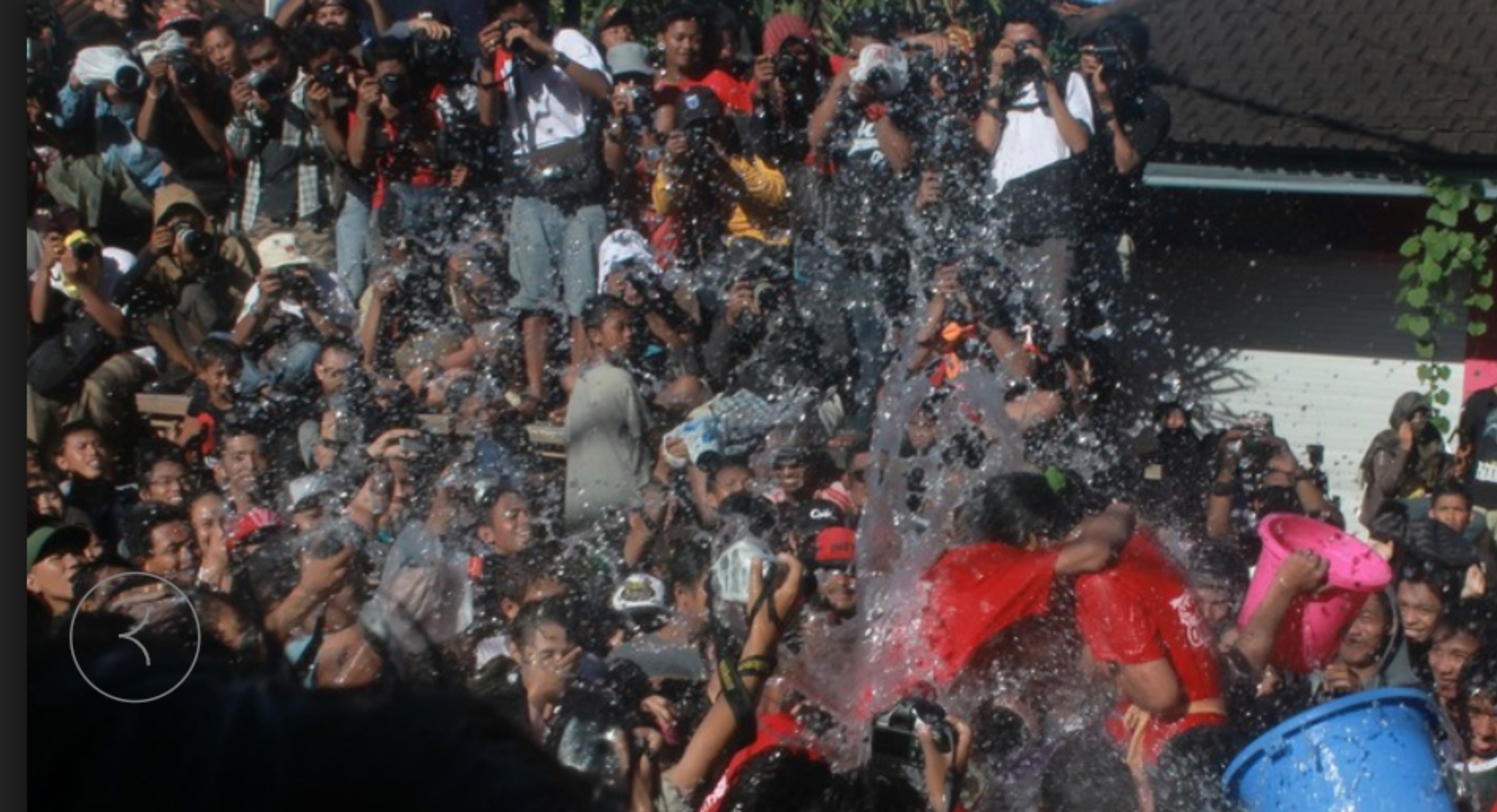 Tradisi Omed-omedan di Banjar Kaja Sesetan menjadi salah satu objek budaya yang diusulkan sebagai WBTB Nasional tahun 2026.  