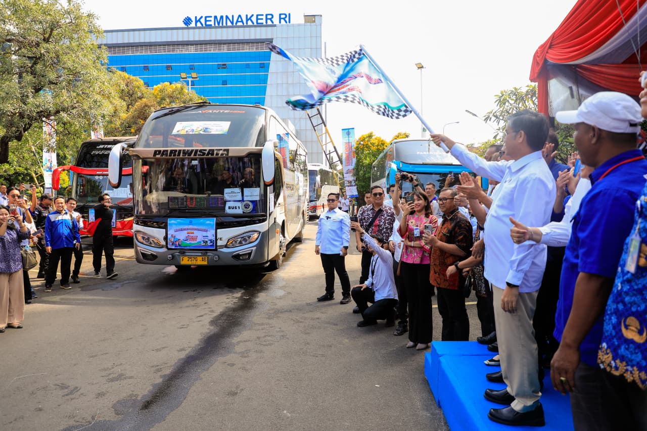 Kemnaker koordinasikan mudik gratis untuk 12.690 lekerja dan ojol jelang Lebaran 2026.   