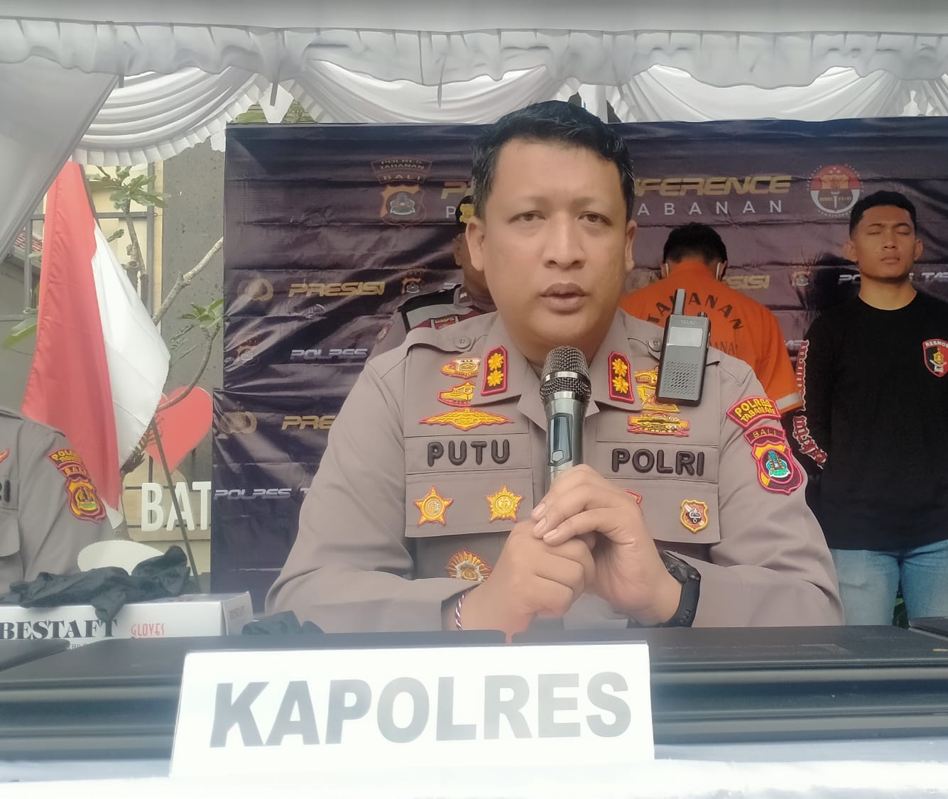 Kapolres Tabanan AKBP I Putu Bayu Pati meminta masyarakat memulai parade sejak sore hari agar prosesi budaya tersebut tetap tertib.