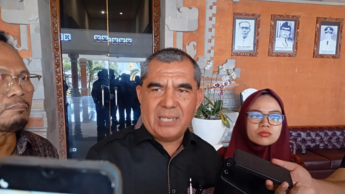Tim KemenHAM RI saat menyambangi Kantor Bupati Buleleng. Pemerintah pusat mendukung penuh pemenuhan hak dan perlindungan bagi korban kasus Panti Asuhan Ganesha Sevanam. (Foto Junior) 