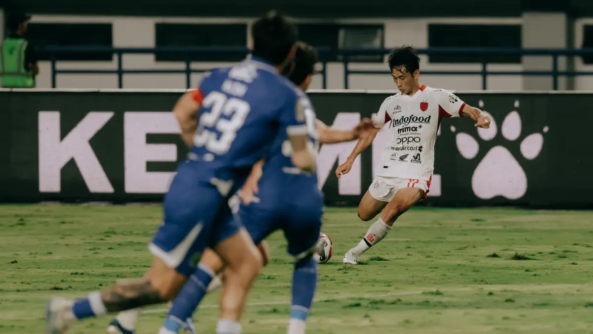Laga pekan ke-27 yang mempertemukan Bali United bertamu ke markas Persib Bandung berakhir dengan skor 3-2 di Stadion Gelora Bandung Lautan Api (GBLA). Dalam laga tersebut Persib Bandung menang. (Foto Bali United) 