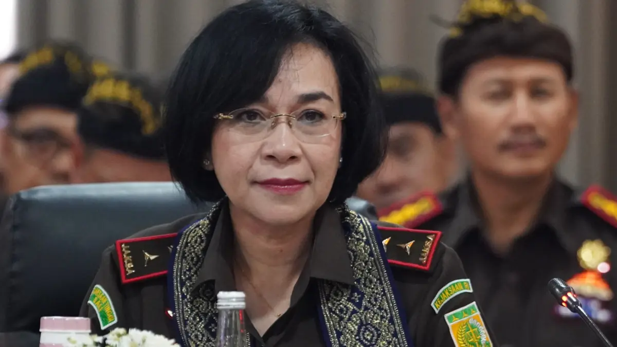 Kepala Kejaksaan Tinggi (Kajati) Bali, Chatarina Muliana, resmi digeser. Ia kini dipindahkan ke Kejaksaan Agung (Kejagung) RI untuk menduduki posisi strategis sebagai Kepala Badan Pusat Pemulihan Aset. (Foto M. Sandijaya) 
