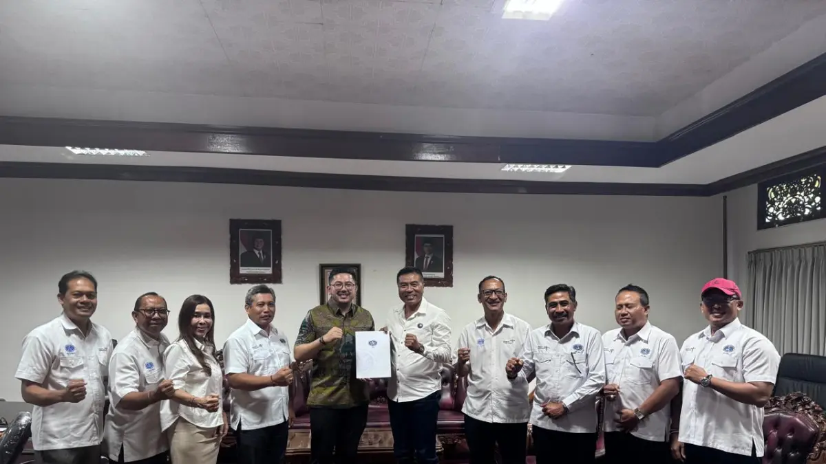 ASITA Bali menyatakan bahwa masih banyak permasalahan yang terus terjadi, mulai dari menjamurnya usaha wisata tanpa standar baku, praktik ilegal, hingga budaya saling lempar tanggung jawab antar instansi. (Istimewa)