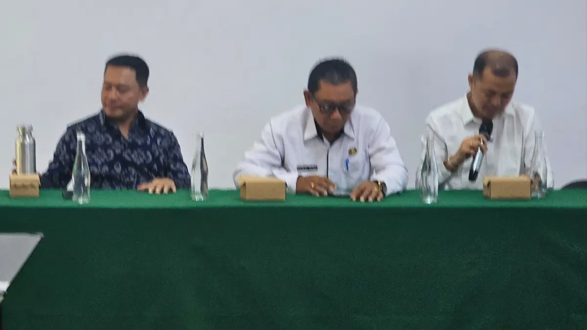 Pertemuan Bali Villa Rental Management Association (BVRMA) dengan Dinas Pariwisata sebelum acara Bali Villa Connect (BVC) 2026 di Kantor Dinas Pariwisata Provinsi Bali, kemarin. (Foto Ni Kadek Novi Febriani) 