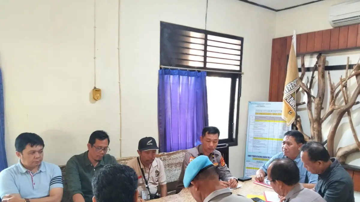 Suasana gelar perkara khusus yang dipimpin langsung oleh Kasatresnarkoba Polres Jembrana, Kompol Made Suharta Wijaya. (Foto Humas Polres Jembrana)&nbsp;

&nbsp;
