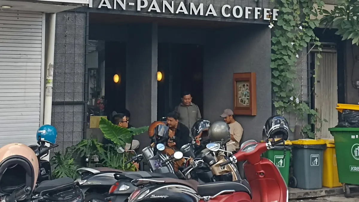 Dari seluruh jenis pajak yang dikelola, sektor Pajak Barang dan Jasa Tertentu (PBJT) untuk layanan makanan dan minuman tercatat menjadi penyumbang terbesar.(Foto Adrian Suwanto) 