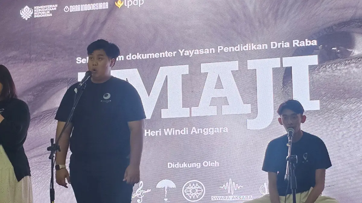 Peluncuran film dokumenter Imaji yang diproduksi oleh Yayasan Pendidikan Dria Raba, digelar di Aula ITB STIKOM Bali, Sabtu (30/5) malam. (Foto Ni Kadek Novi Febriani)&nbsp;