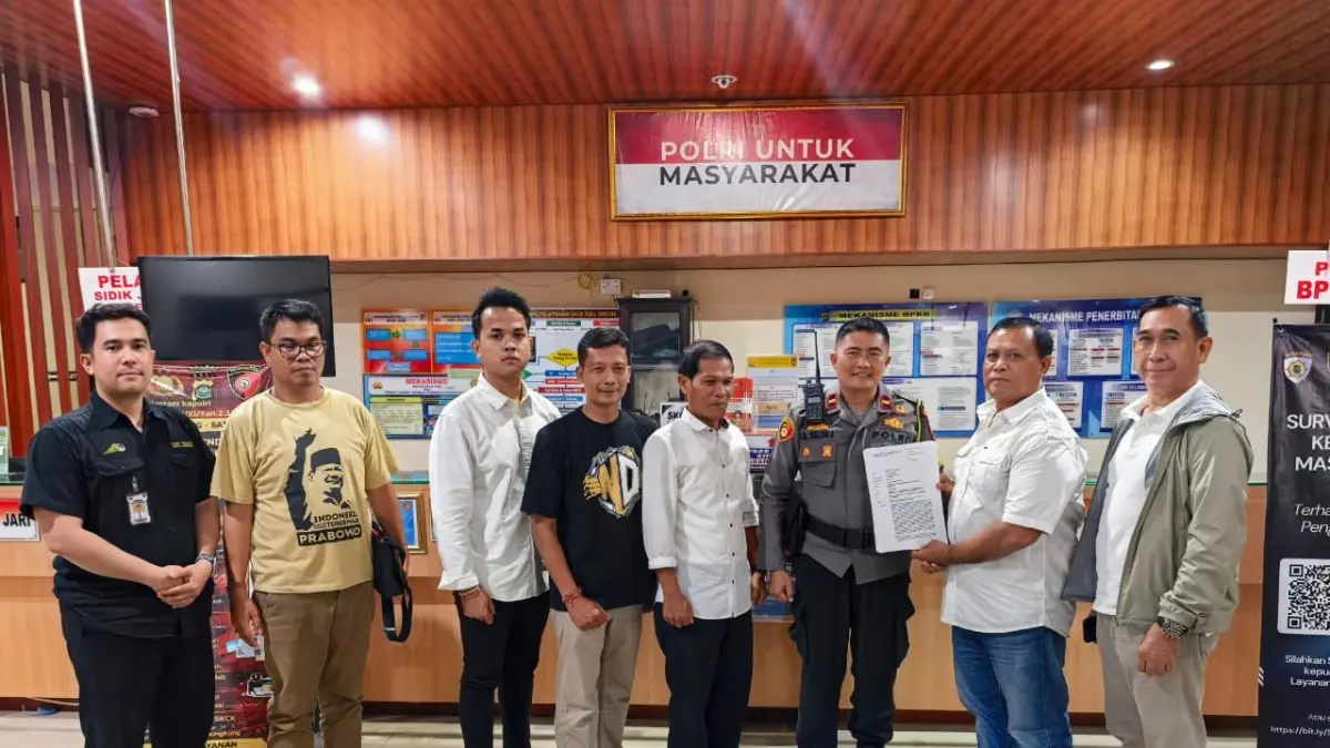 Kader DPC Partai Gerindra Kabupaten Klungkung melaporkan pemilik akun Facebook ke Polres Klungkung atas dugaan pencemaran nama baik, Jumat 5 Juni lalu. (Istimewa) 