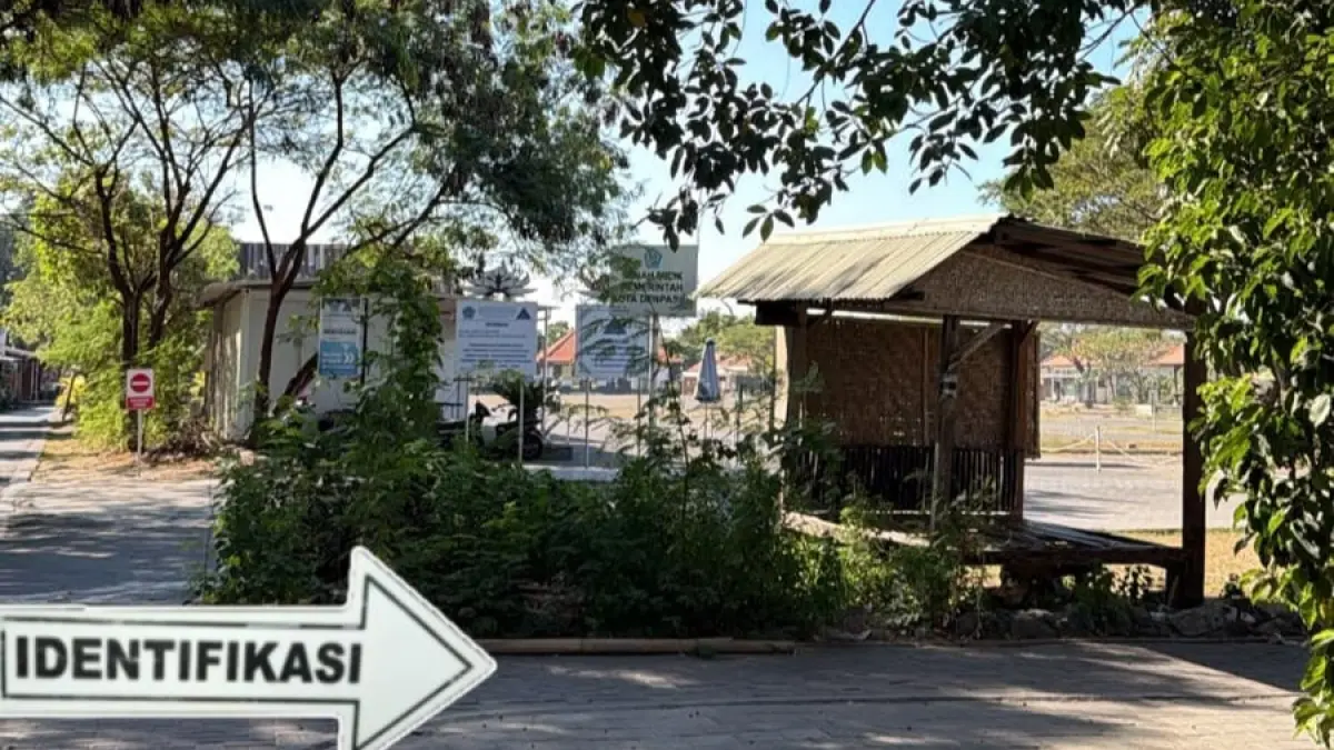 Polisi lakukan olah TKP di parkiran lokasi konser. (Istimewa) 