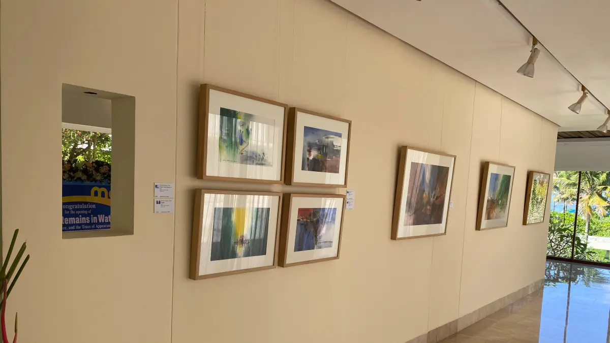 Sebagian karya lukisan yang dipajang dalam pameran di Komaneka Fine Art Gallery, Jalan Prof. Dr. Ida Bagus Mantra, Keramas, Blahbatuh, Gianyar. (Foto Marsellus Pampur) 