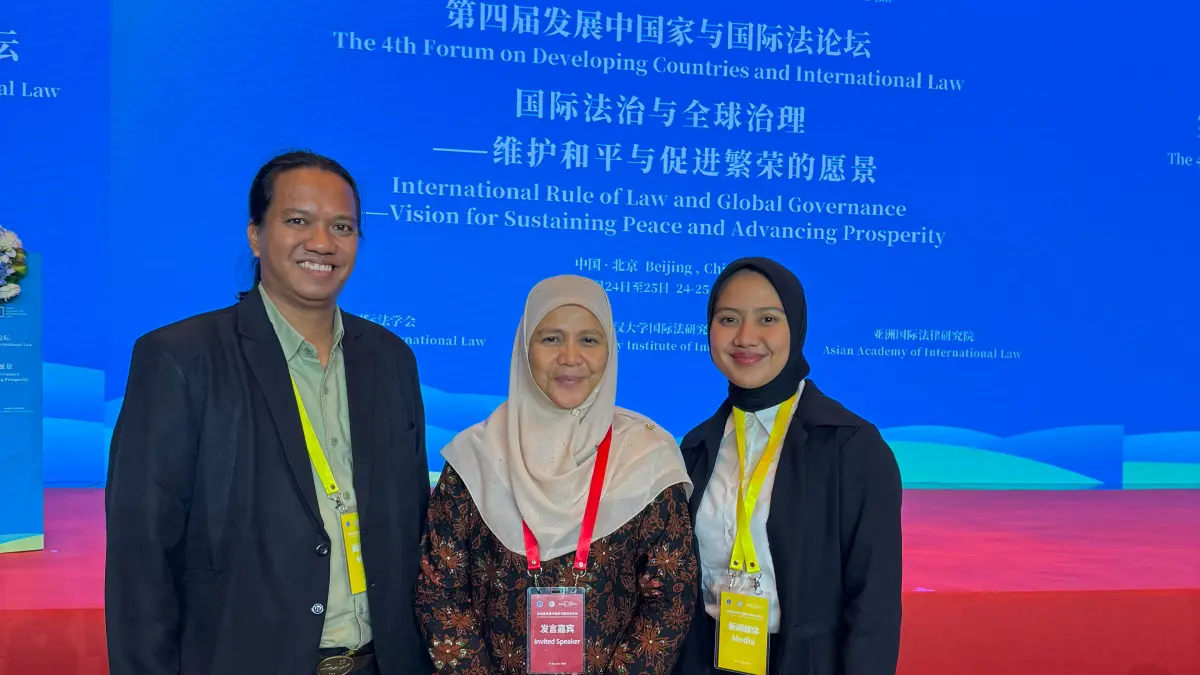 Guru besar Ilmu Hukum Ekonomi dan Teknologi Universitas Indonesia, Prof. Yetty K. Dewi dalam forum internasional. Ia menjadi satu-satunya pembicara asal Indonesia dalam forum tersebut. (Foto Eka Prasetya)&nbsp;
