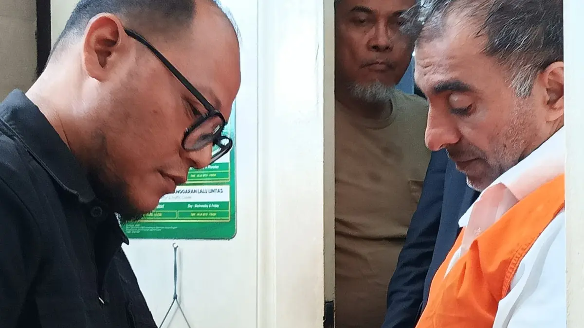 Baath Jarnail Singh saat menghadiri sidang tuntutan di Pengadilan Negeri Denpasar, Selasa (28/7) kemarin.(Foto M. Sandijaya)