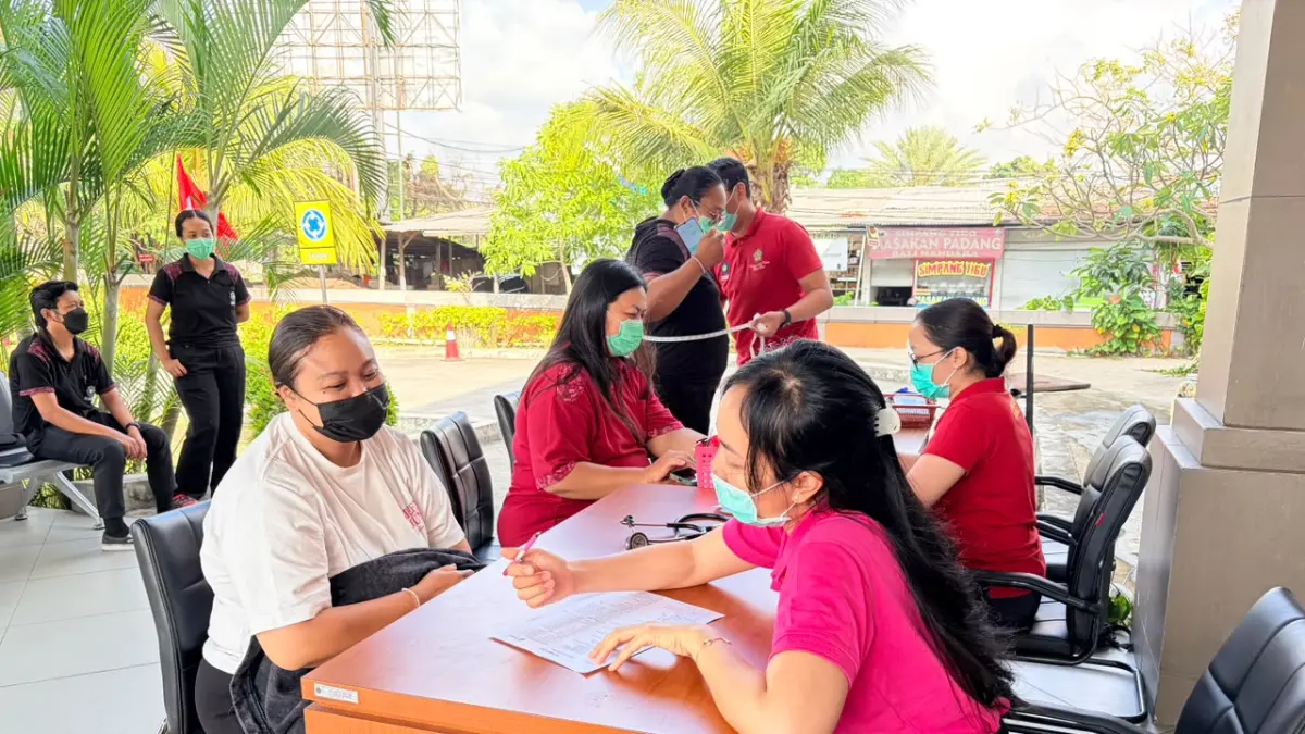 Pemeriksaan kesehatan gratis di dua rumah sakit milik Pemprov Bali. (Istimewa)