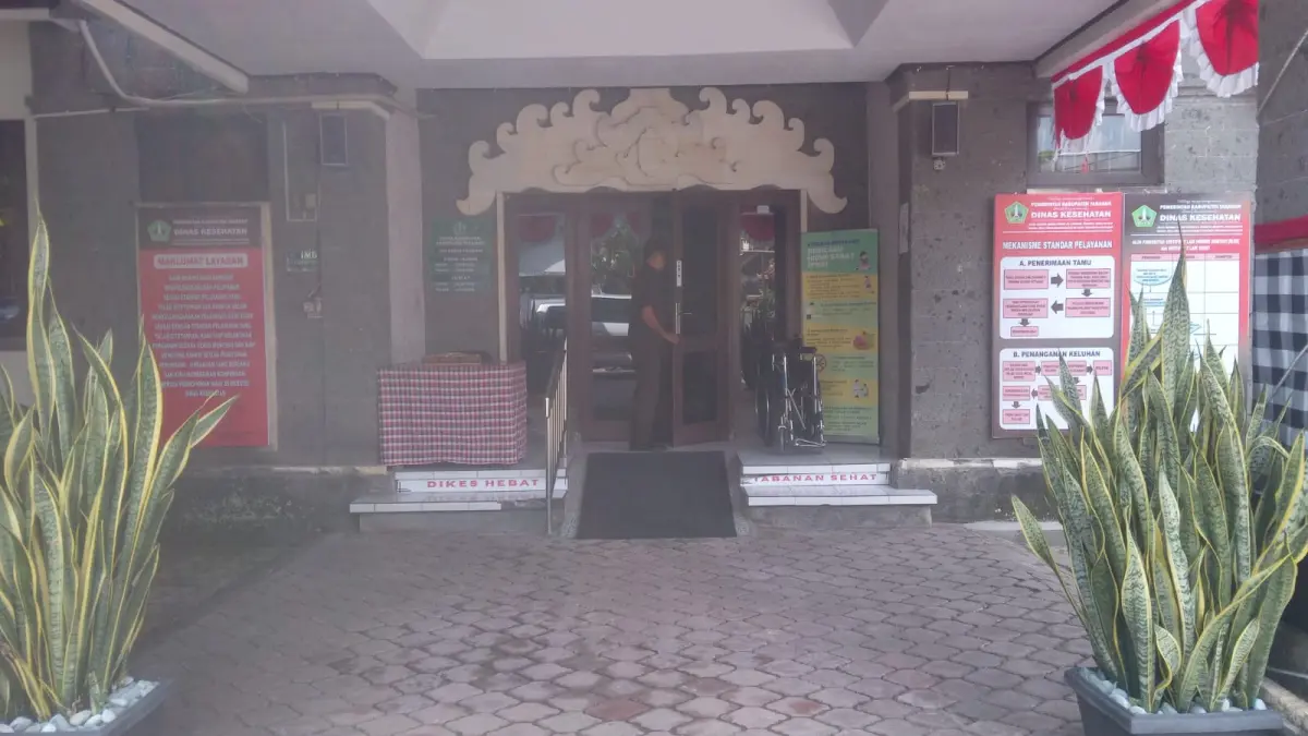Suasana Kantor Dinas Kesehatan Tabanan di Jalan Gunung Agung, Dajan Peken, Tabanan, pasca digeledah Kejaksaan Negeri Tabanan.(Foto Juliadi)