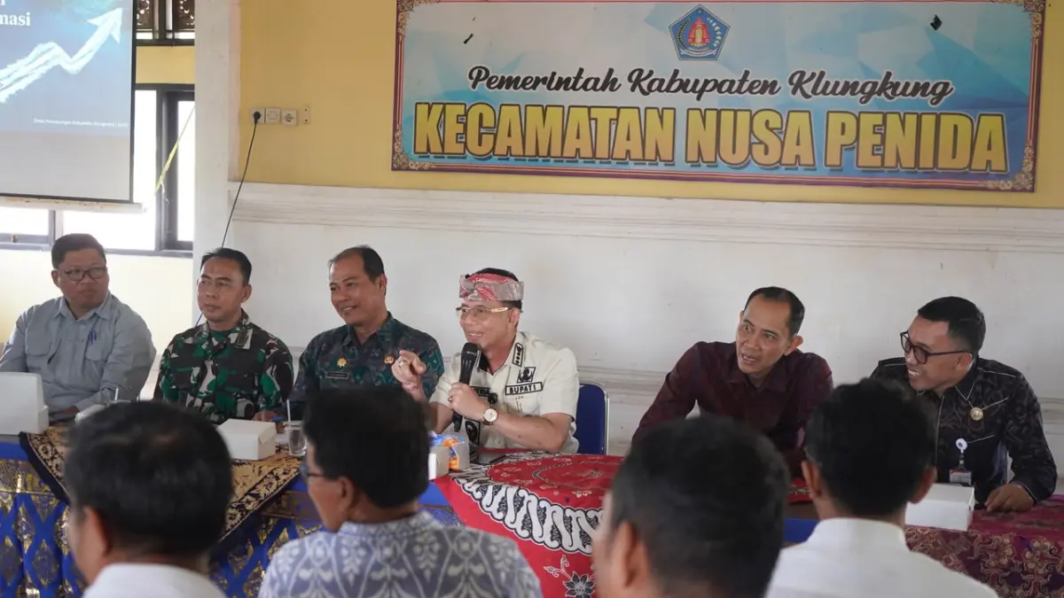 Pemkab Klungkung gencar melakukan sosialisasi Perda Nomor 4 Tahun 2026 tentang Pajak Daerah dan Retribusi Daerah serta Penyelenggaraan Kepariwisataan Nusa Penida. Pelaksanaan yang semula dijadwalkan 12 Agustus ditunda menjadi 1 September 2026.(Foto Humas Pemkab Klungkung)