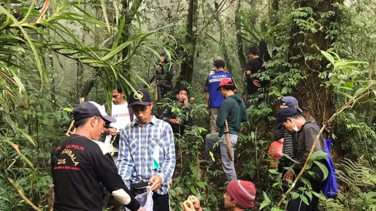 Suasana jalur pendakian di Desa Pujungan, Kecamatan Pupuan, Tabanan.(Foto Juliadi)