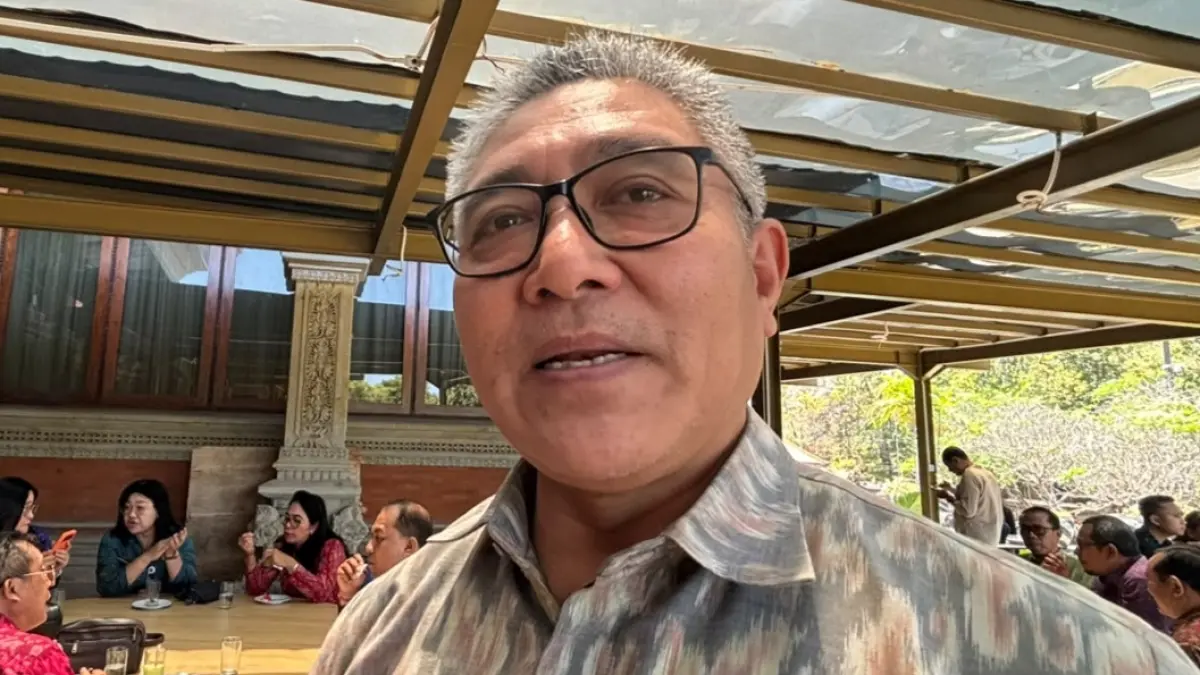 Kepala Bapenda Provinsi Bali, I Dewa Tagel Wirasa, menjelaskan skema relaksasi pajak kendaraan bermotor 2026.(Istimewa)