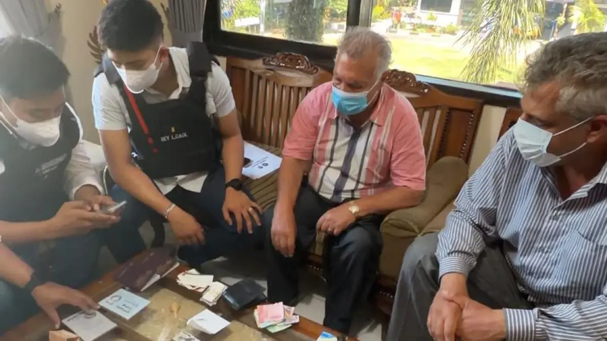 Dua WNA asal Iran yang diduga mencuri uang pedagang di Pasar Bajera, Selemadeg, Tabanan, tidak diproses hukum pidana. (IST)