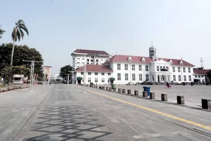 BATAVIA LAMA: Kota Tua Jakarta menghadirkan ilustrasi masa depan kota modern. (jawapos.com)