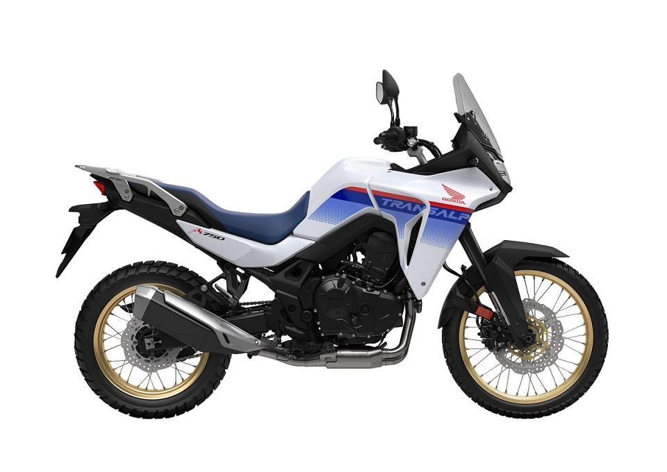 PENJELAJAH JALANAN: Tampilan New XL750 TRANSALP yang dibekali mesin 750cc. (AHM untuk Radar Bali)