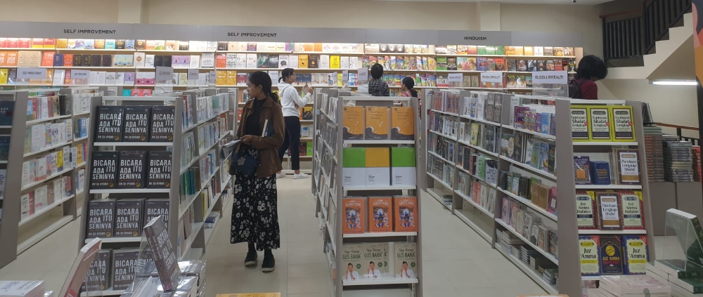 LENGKAP: Suasana opening Gramedia Teuku Umar Denpasar, Sabtu (24/6/2023). (Ni Kadek Novi Febriani/Radar Bali)