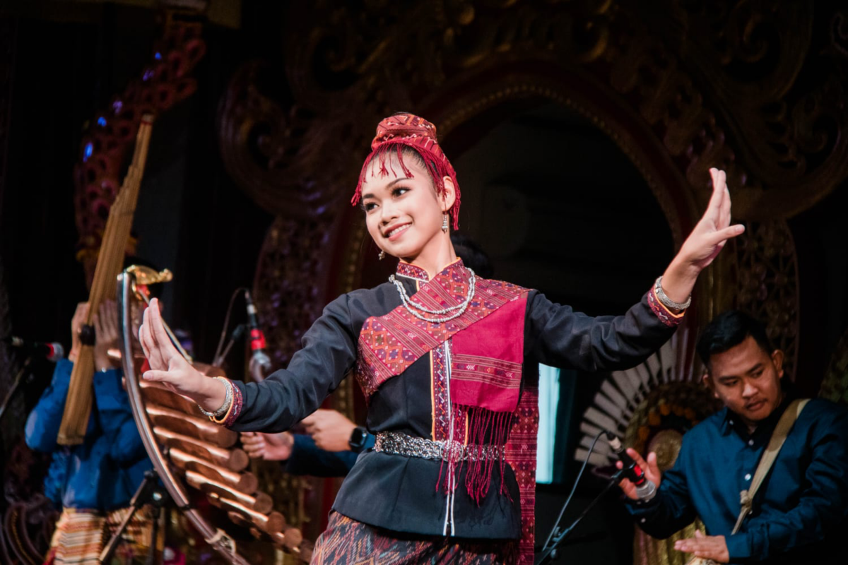 DUTA LUAR NEGERI: Tim kesenian negeri Thailand menampilkan musik dan tari tradisional yang mirip kesenian Bali di arena Bali World Culture Celebration (BWCC) di Gedung Ksirarnawa (14/7/2023)