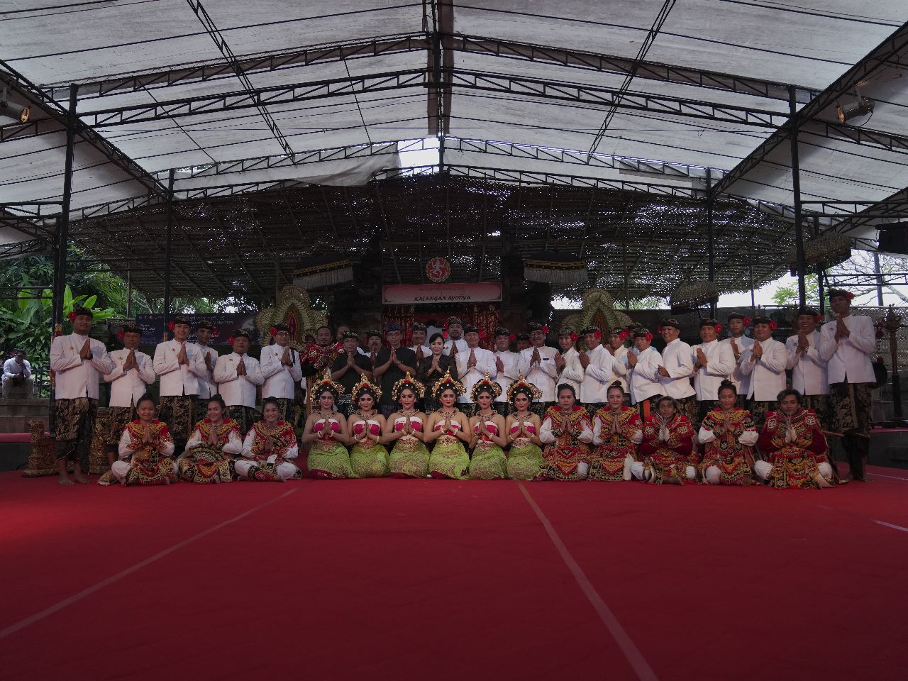 Kenang Maestro: Sanggar Seni Tindak Alit, Banjar Sengguan, Kelurahan Sempidi, Kecamatan Mengwi, Duta Kabupaten Badung, tampil di hari terakhir Pesta Kesenian Bali (PKB) XLV