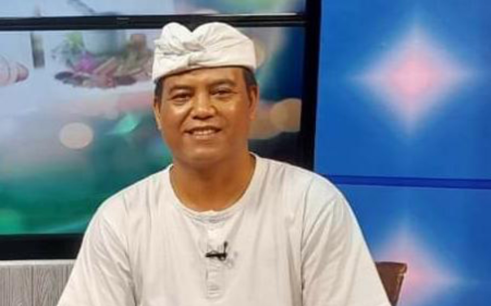 SIAP TEMPUR: Owner Pengobatan Tradisional Jnana Marga, I Nengah Edy Warsita.