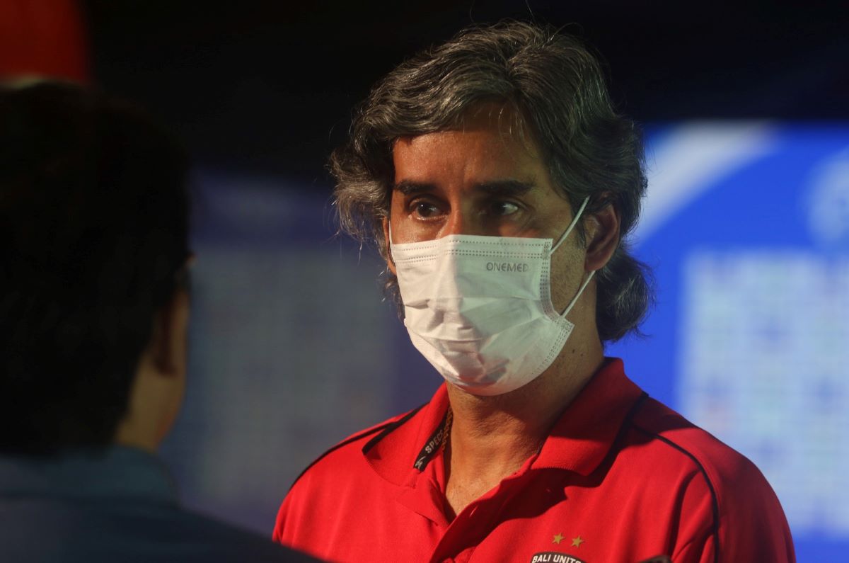 KE HONGKONG: Pelatih Bali United Stefano Cugurra memboyong 23 pemain menuju Hongkong untuk meladeni Lee Man FC di kualifikasi Liga Champions Asia 2023