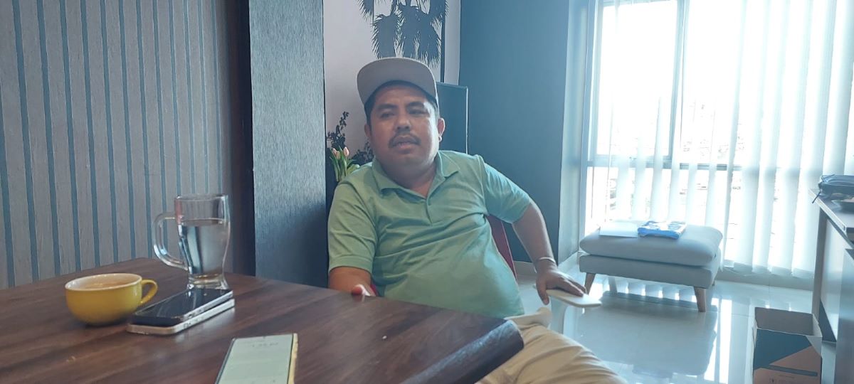 UNGKAP FAKTA: Ferdi Yuliander Serah saat membeber fakta kepada media (23/8/2023).