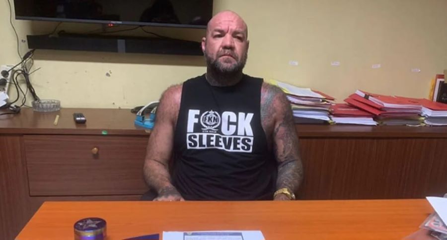 DICARI: Terdakwa Todd Raymond Bradshaw, 40,  saat di Mapolsek Kuta.