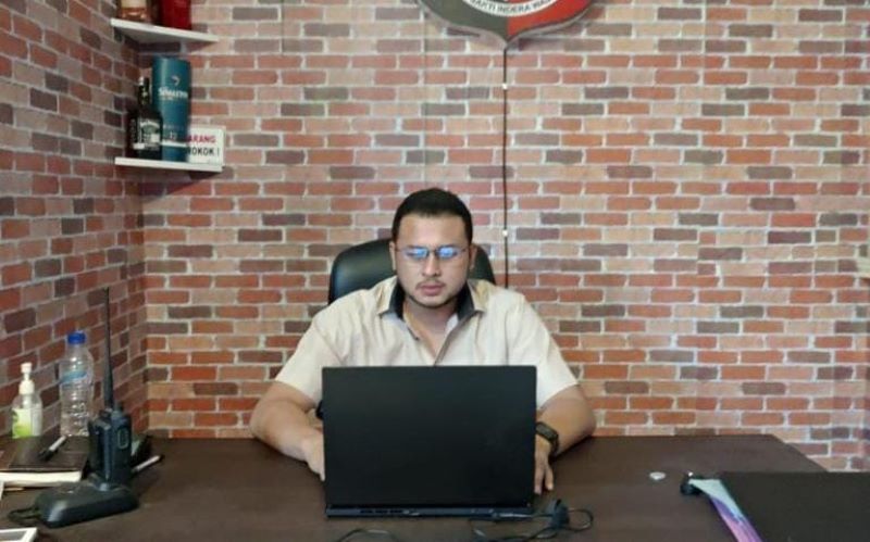 MENANG MUTLAK: Kasat Reskrim Polres Manggarai Barat, AKP Wahyu A. Ari Septyan, beri keterangan
