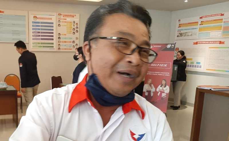 YAKIN NAMA-NAMA BERPENGALAMAN : Ketua Pencalegan DPD Perindo Klungkung, I Putu Tika Winawan (dewa ayu pitri arisanti/radar bali)