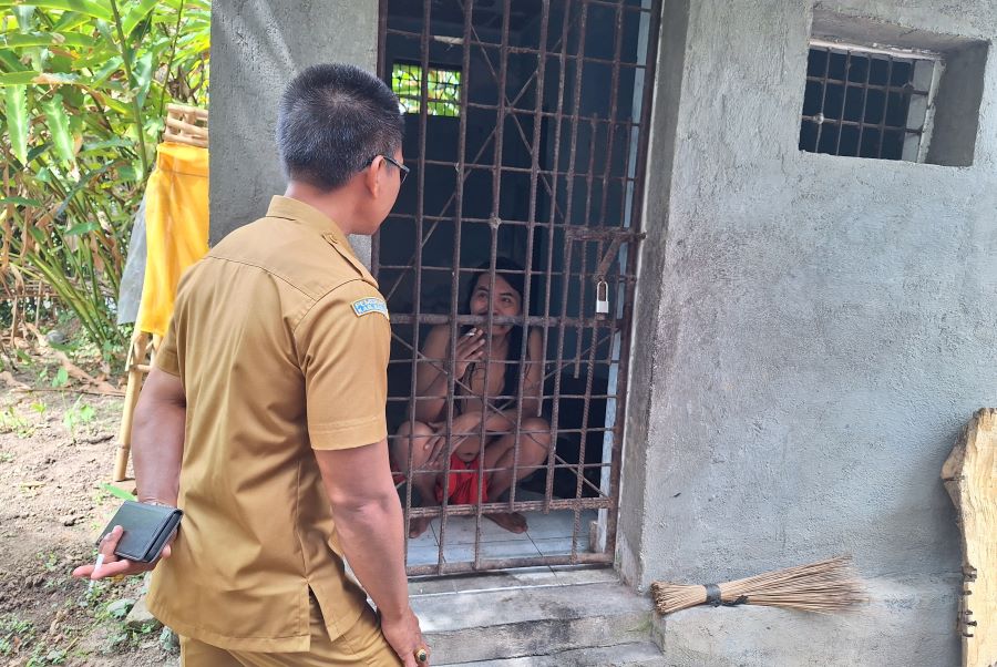 GALAK: ODGJ dengan nama I Made Sumandi Arta atau Made, 46, telah dirawat sejak tahun 1998 karena skizofrenia