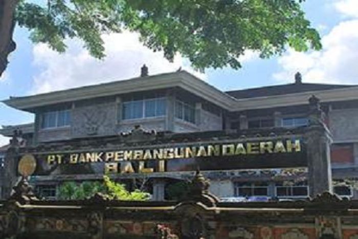 TRANSAKSI ILEGAL: Kantor pusat Bank Pembangunan Daerah Bali di Renon.