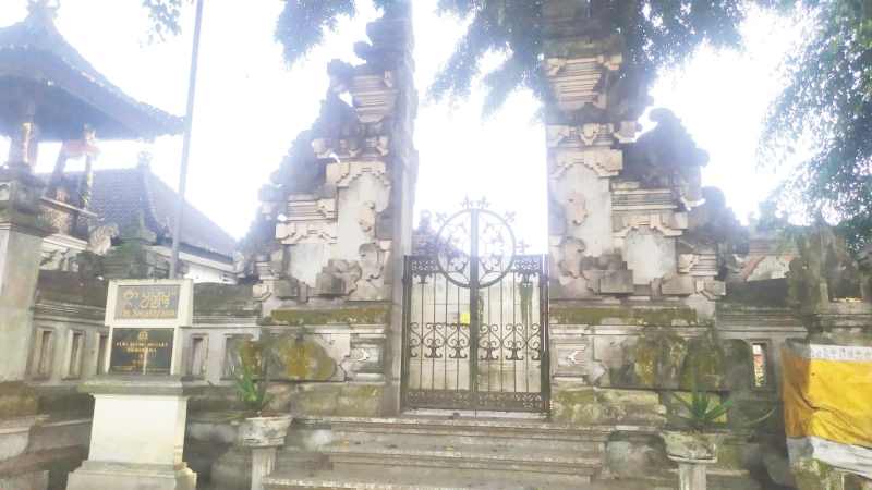 SEMPAT DISERANG MASSA DI AKHIR 1965: Tampak depan Puri Agung Negara, Jembrana. Bupati Jembrana I Nengah Tamba menyiapkan program sebagai ikon wisata budaya Jembrana.(m.basir/radarbali)