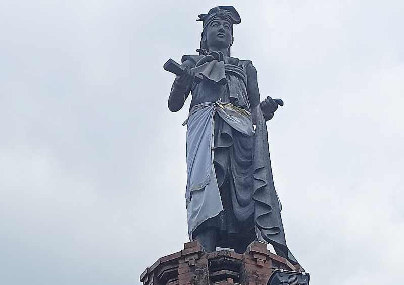 SIMBOL KERAJAAN : Patung Raja Denpasar I, I Gusti Ngurah Made Agung.(adrian suwanto/radar bali)
