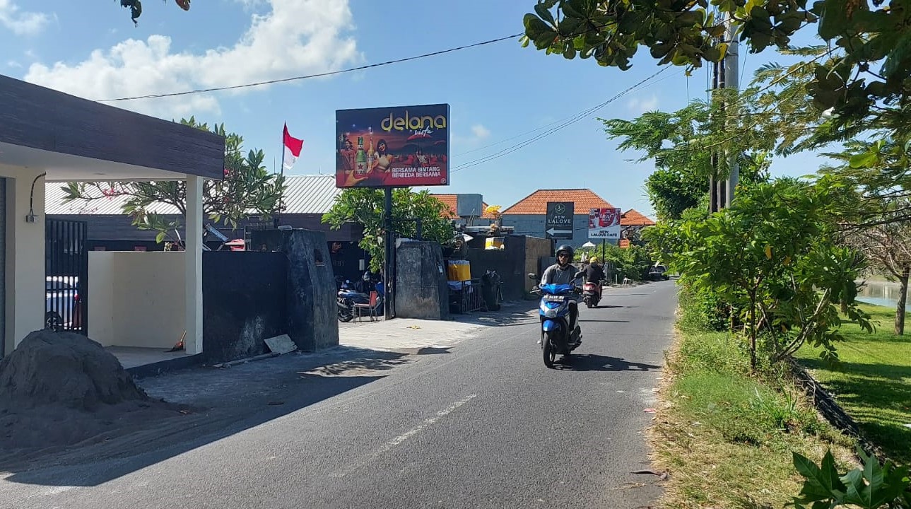 TKP KERIBUTAN: Lokasi Kafe Delona TKP penganiayaan oleh sekuriti hingga babak belur.