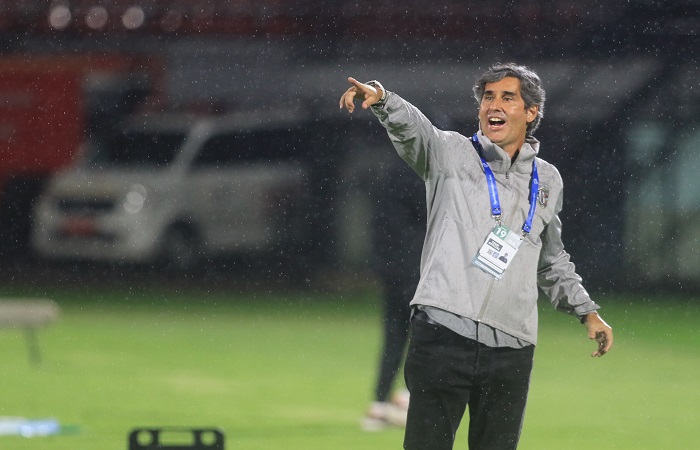 Pelatih Bali United, Stefano &lsquo;Teco&rsquo; Cugurra.