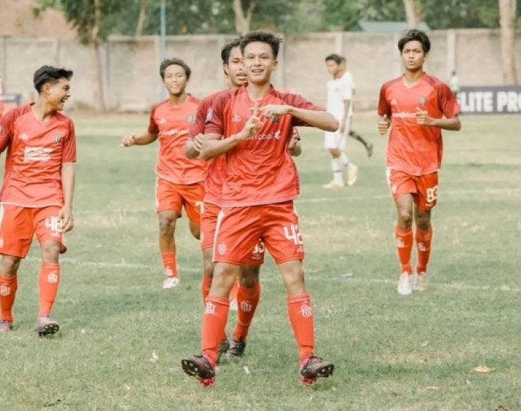 NAIK KELAS: Pemain Bali United Youth Mouri Yves naik kelas menjadi pemain cadangan Bali United.