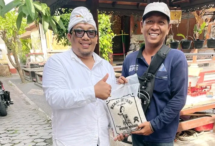 BERJIWA SOSIAL: I Gusti Agung Ngurah Yadnya Ariestana, SH, MKn, yang lebih dikenal sebagai Ajik Yadnya, putra daerah dari Banjar Pitik, Pedungan, Denpasar