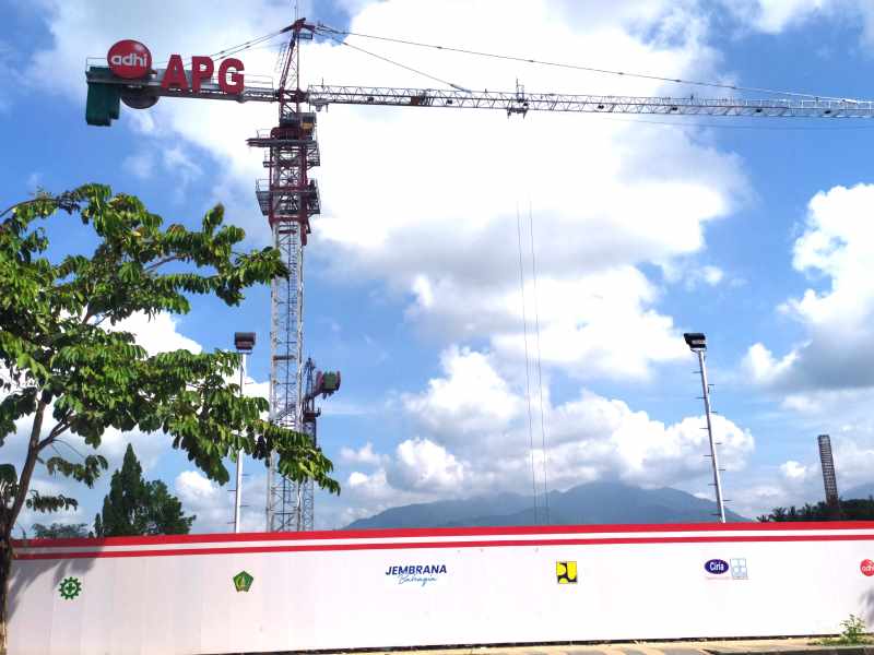 DIKEBUT :Progres pembangunan Pasar Umum Negara .(m.basir/radar bali)