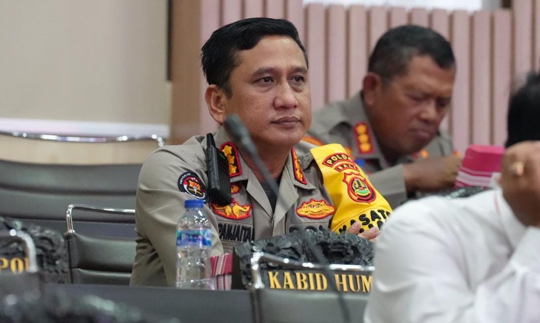 Kabid Humas Polda Bali, Kombespol Jansen Avitus Panjaitan, menyampaikan atensi Kapolda Bali terkait kasus Dalung berdarah.