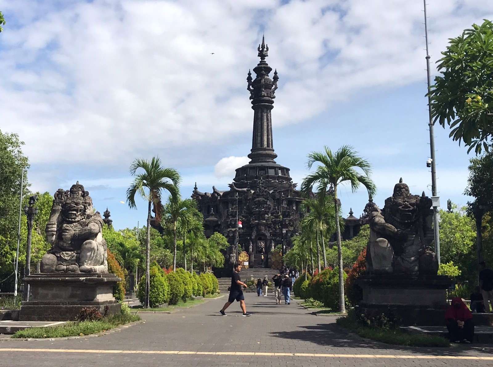 DITATA: Monumen Perjuangan Rakyat Bali Bajra Sandhi di komplek lapangan Niti Mandala Renon ini akan ditata kembali jadi objek wisata lebih menarik.