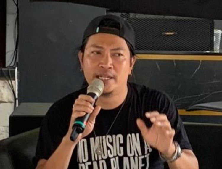 DEBAT ISTILAH: Vokalis Band Navicula, I Gede Robi Supriyanto sesalkan debat cawapres terakhir yang bahas isu lingkungan tidak substantif.