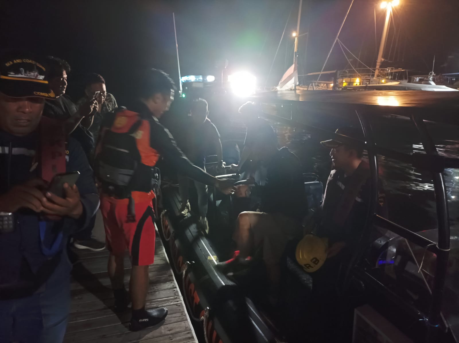 DARURAT: Tim  SAR Bali sedang mengevakuasi ABK MV Volta yang dilaporkan sakit parah Jumat 26 Januari 2024
