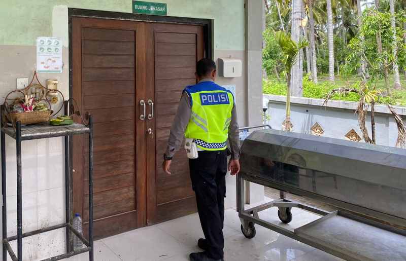DIMAKAMKAM RABU : Korban kecelakaan masuk jurang di Jalan Raya Waru, Desa Klumpu, Nusa Penida, ini akan dimakamkan Rabu(14/2/2024). (istimewa)