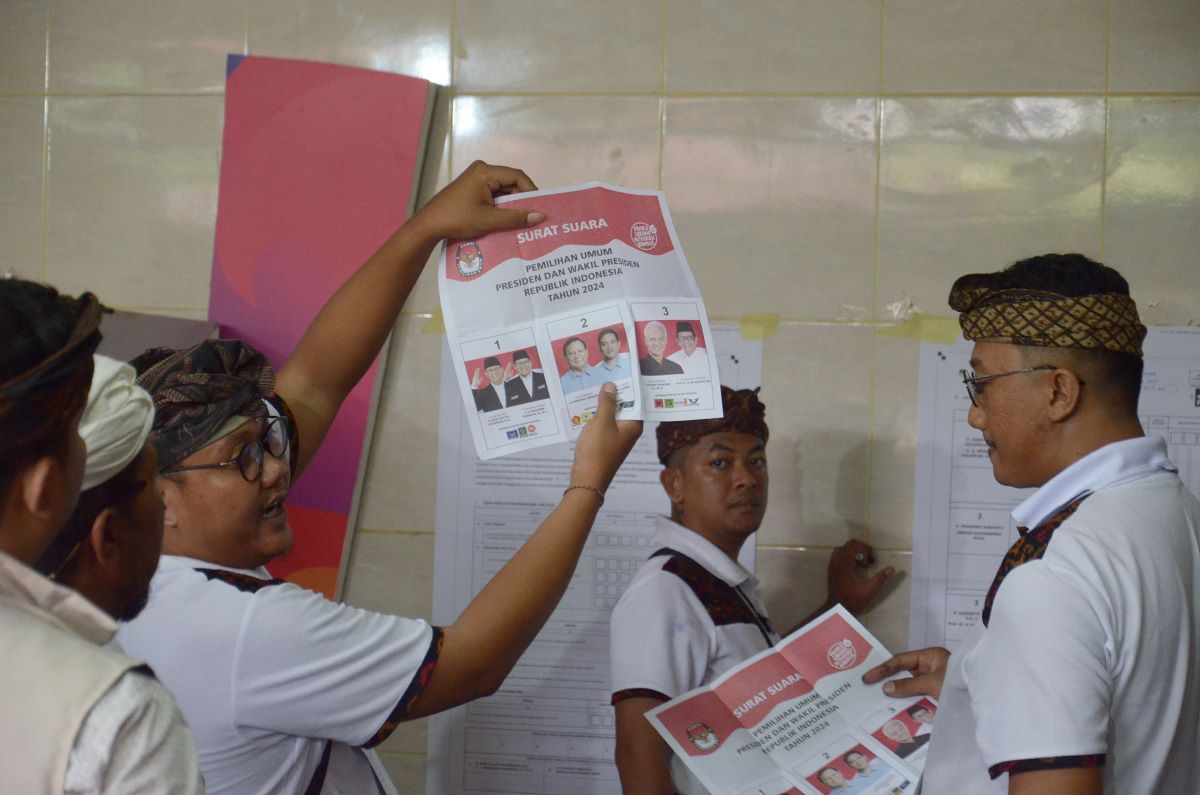 UNGGUL: Penghitungan Surat  Suara Presiden di Banjar Belaluan Sadmerta jalan Rambutan Denpasar (14/2/2024)